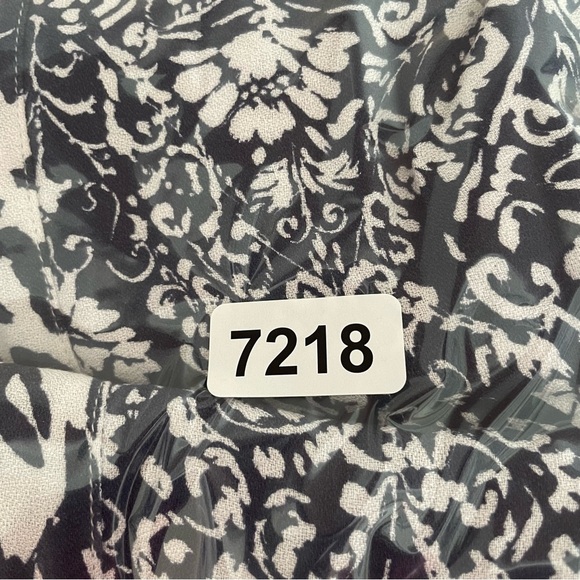 Soft Surroundings Navy White Contrasting Print Knee Length Dress 37218 - Picture 10 of 10